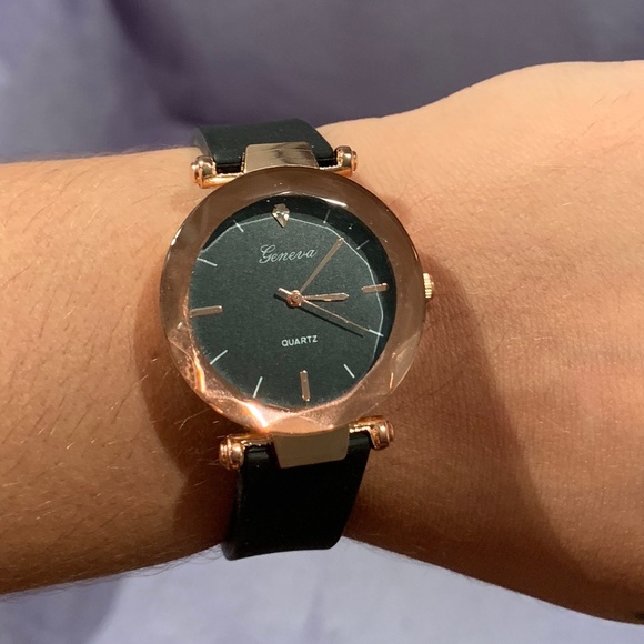 NEW Black and Rose Gold Geneva Quartz Watch - Picture 3 of 8